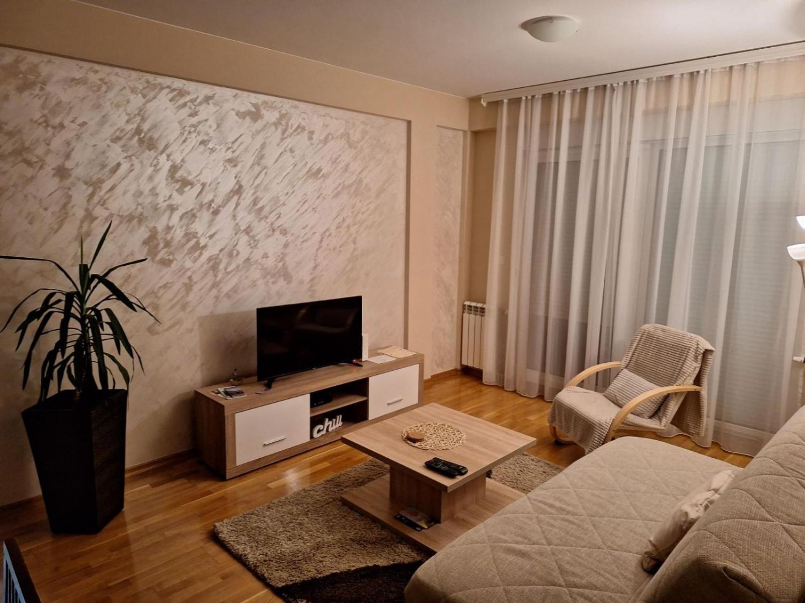 San Apartment Cacak Exterior photo